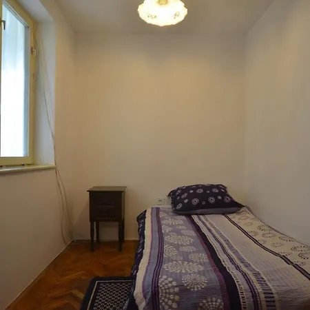 Tina Centener Apartmán *